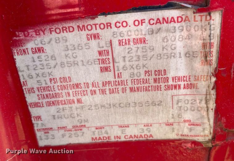 image for item DL3782 1989 Ford F-Super Duty  tow truck