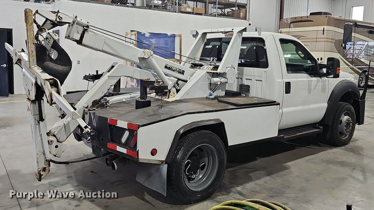 image for item DM8030 2014 Ford F550 Super Duty  tow truck