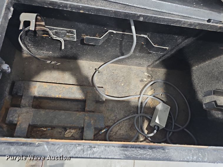 image for item DM8030 2014 Ford F550 Super Duty  tow truck