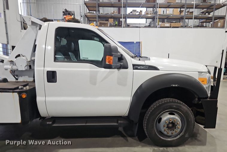 image for item DM8030 2014 Ford F550 Super Duty  tow truck