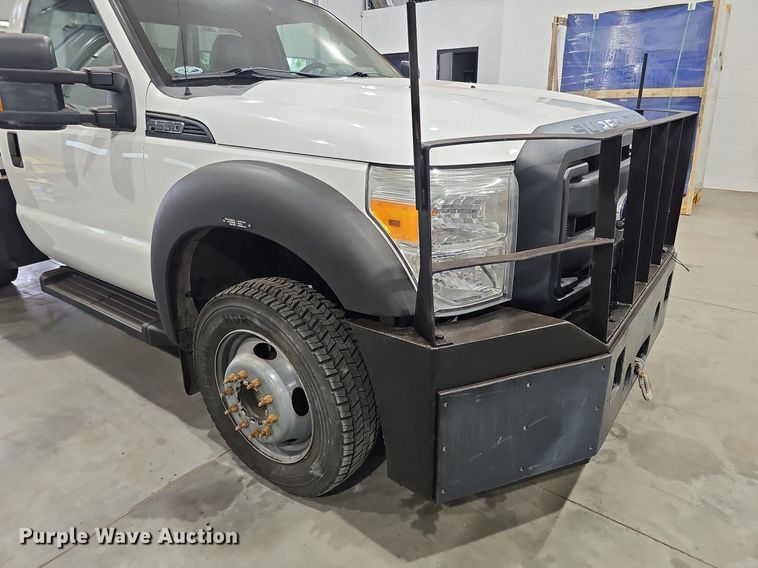 image for item DM8030 2014 Ford F550 Super Duty  tow truck