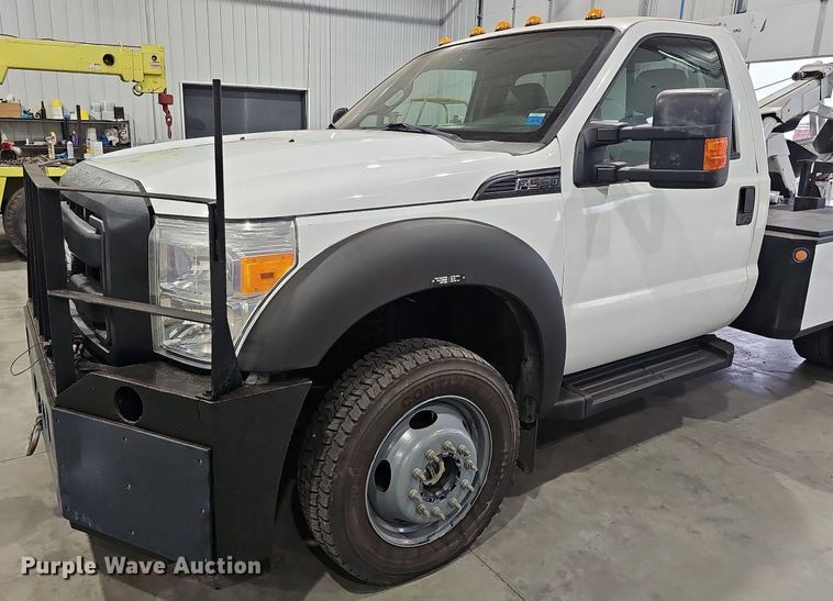image for item DM8030 2014 Ford F550 Super Duty  tow truck