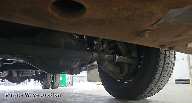 image for item DM8030 2014 Ford F550 Super Duty  tow truck