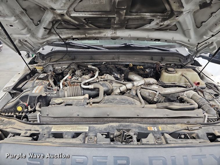 image for item DM8030 2014 Ford F550 Super Duty  tow truck