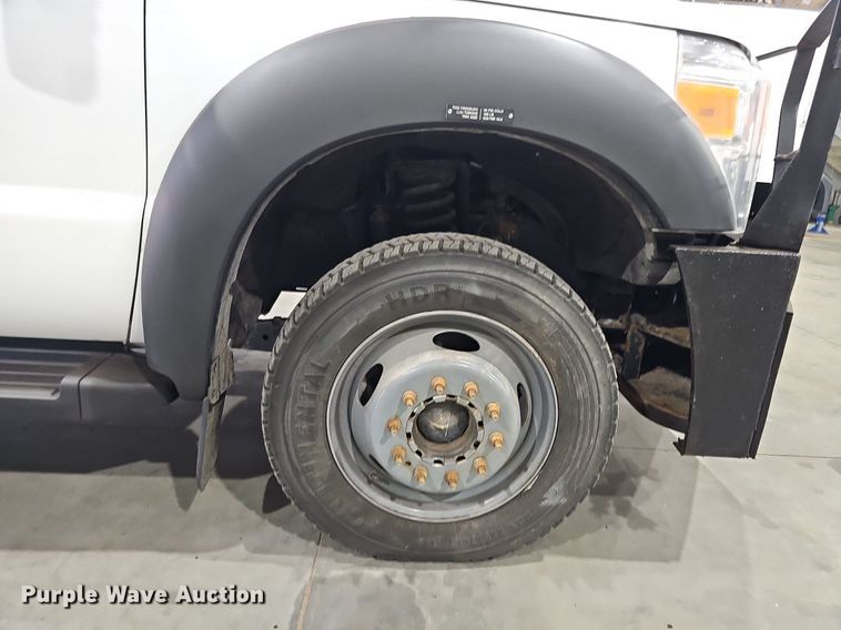 image for item DM8030 2014 Ford F550 Super Duty  tow truck