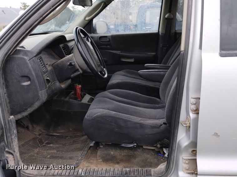 image for item DN6491 2004 Dodge Dakota SXT  Quad Cab pickup truck