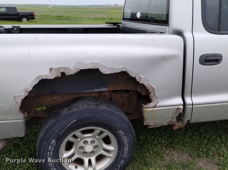 image for item DN6491 2004 Dodge Dakota SXT  Quad Cab pickup truck