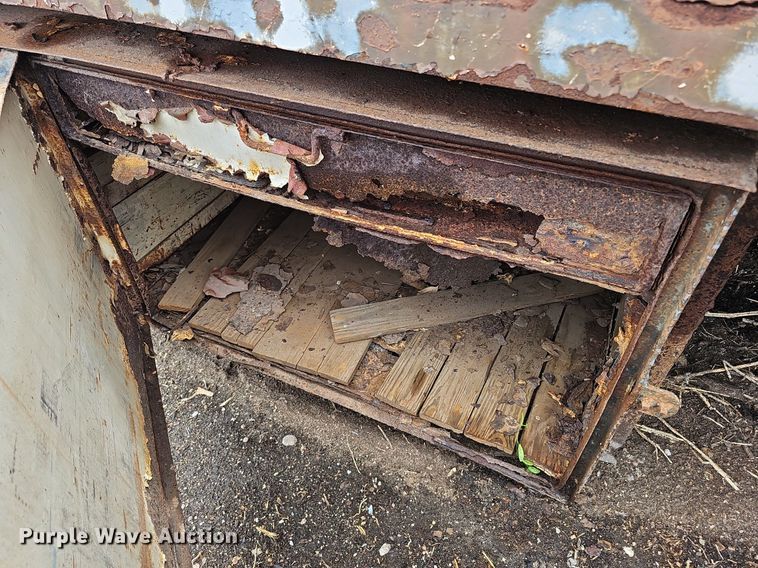 image for item DO2738 Flatbed