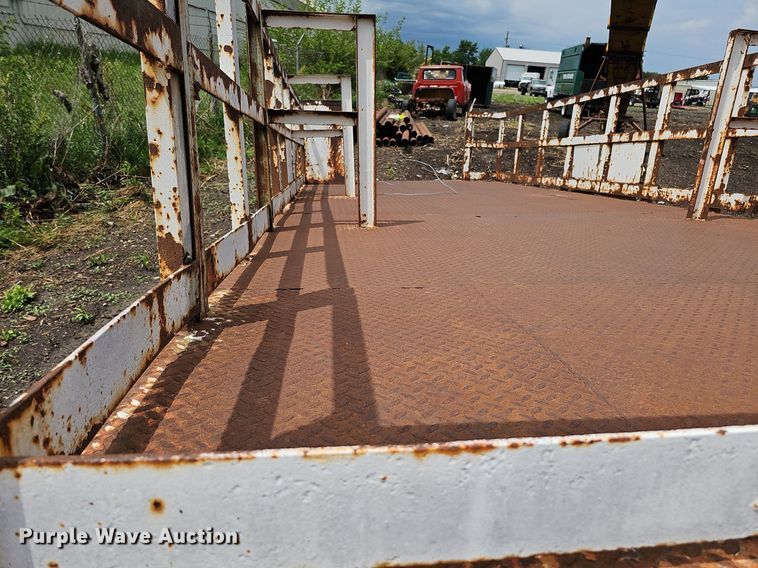 image for item DO2738 Flatbed