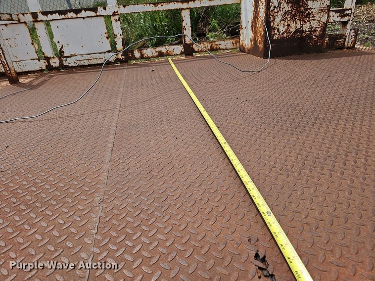 image for item DO2738 Flatbed