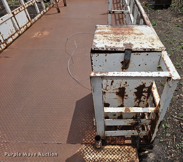 image for item DO2738 Flatbed