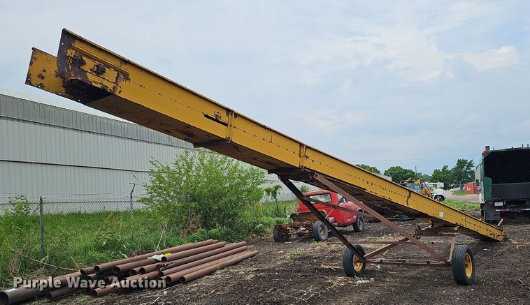 image for item DO2740 Grain conveyor