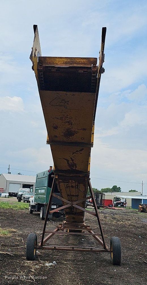 image for item DO2740 Grain conveyor