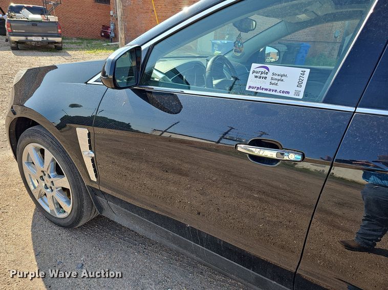 image for item DO2744 2011 Cadillac SRX  SUV