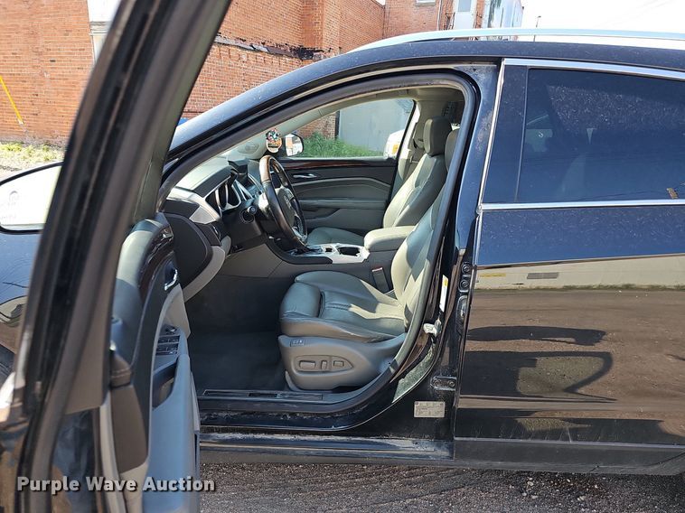 image for item DO2744 2011 Cadillac SRX  SUV