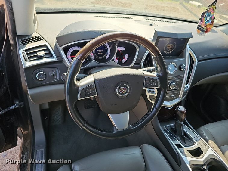 image for item DO2744 2011 Cadillac SRX  SUV