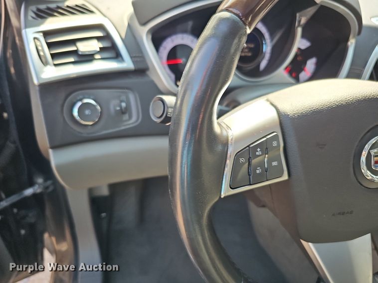 image for item DO2744 2011 Cadillac SRX  SUV