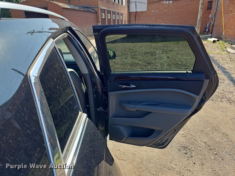 image for item DO2744 2011 Cadillac SRX  SUV