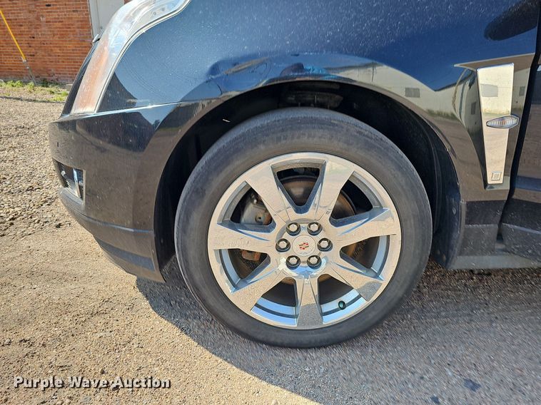 image for item DO2744 2011 Cadillac SRX  SUV
