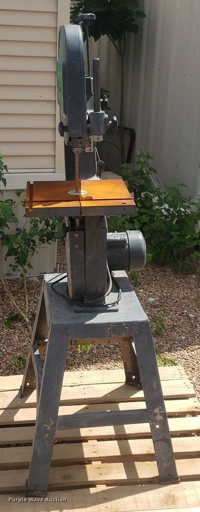 image for item DP7964 Craftsman  band saw