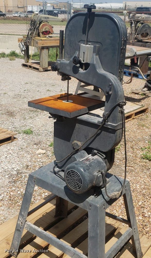 image for item DP7964 Craftsman  band saw