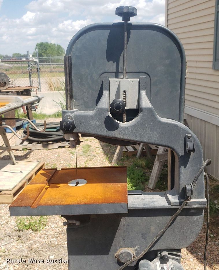 image for item DP7964 Craftsman  band saw