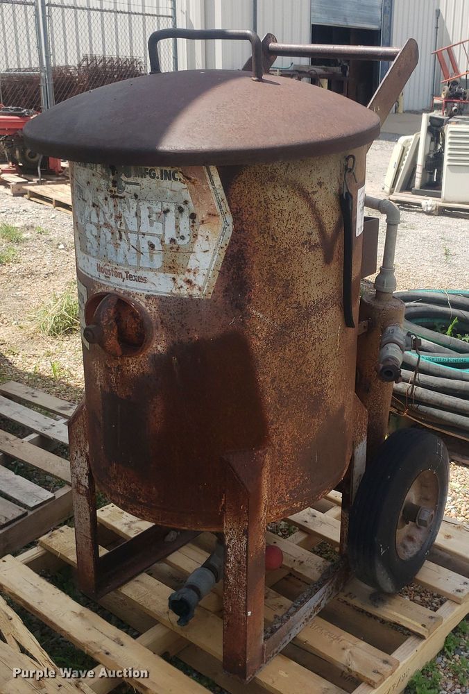 image for item DP7965 Schmidt MFG.  sand blaster