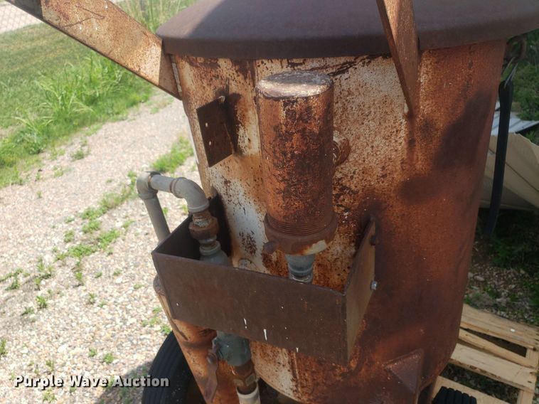 image for item DP7965 Schmidt MFG.  sand blaster