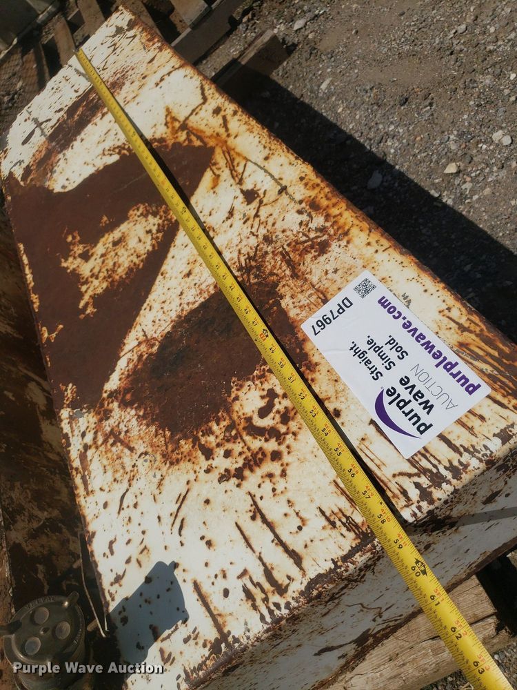 image for item DP7967 (2) fuel tanks