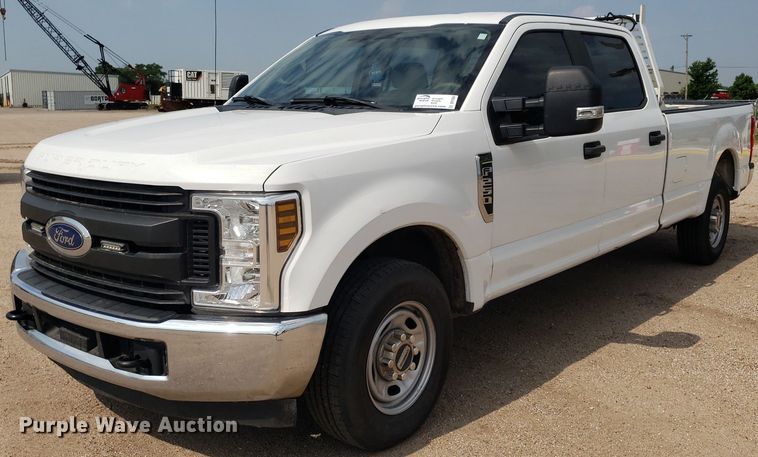 image for item DP7984 2018 Ford F250 Super Duty  Crew Cab pickup truck