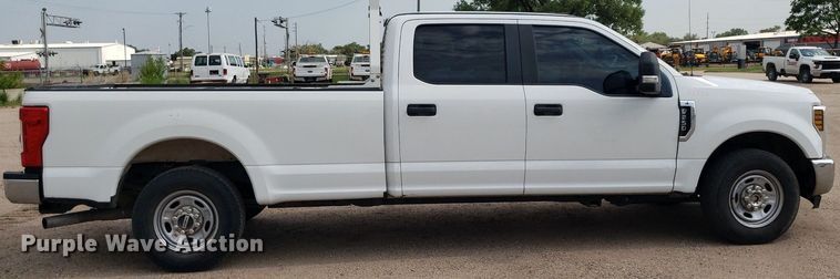 image for item DP7984 2018 Ford F250 Super Duty  Crew Cab pickup truck