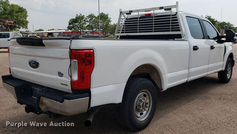 image for item DP7984 2018 Ford F250 Super Duty  Crew Cab pickup truck