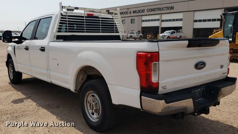 image for item DP7984 2018 Ford F250 Super Duty  Crew Cab pickup truck