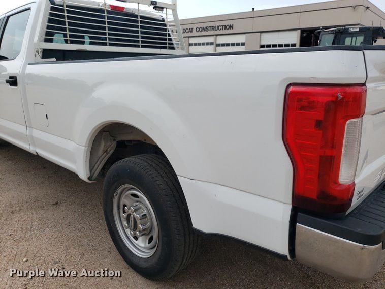 image for item DP7984 2018 Ford F250 Super Duty  Crew Cab pickup truck