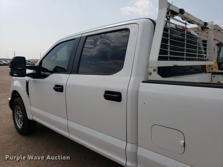 image for item DP7984 2018 Ford F250 Super Duty  Crew Cab pickup truck