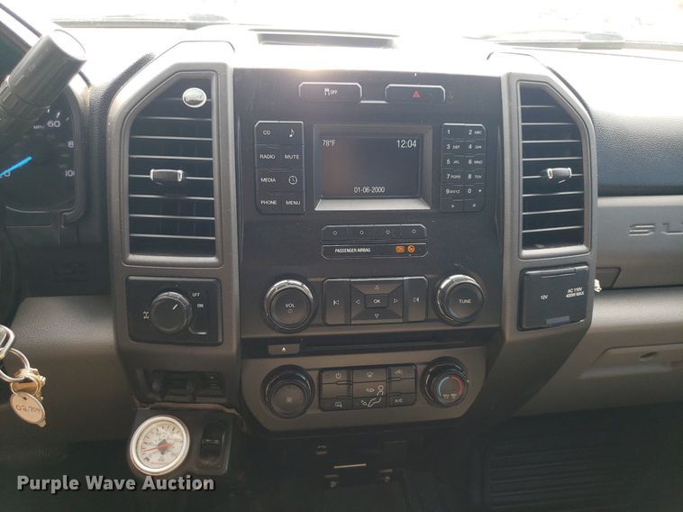 image for item DP7984 2018 Ford F250 Super Duty  Crew Cab pickup truck