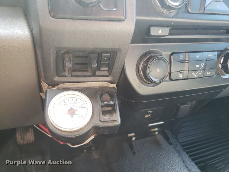 image for item DP7984 2018 Ford F250 Super Duty  Crew Cab pickup truck