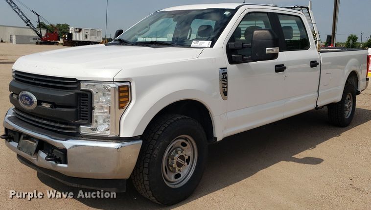 image for item DP7985 2018 Ford F250 Super Duty  Crew Cab pickup truck