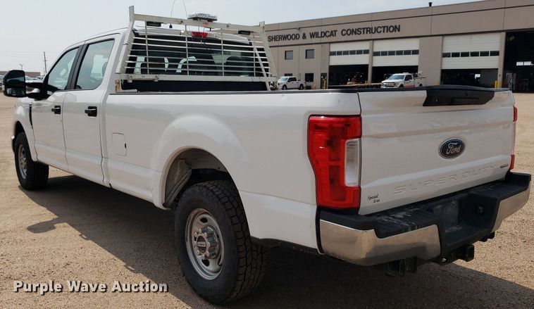 image for item DP7985 2018 Ford F250 Super Duty  Crew Cab pickup truck