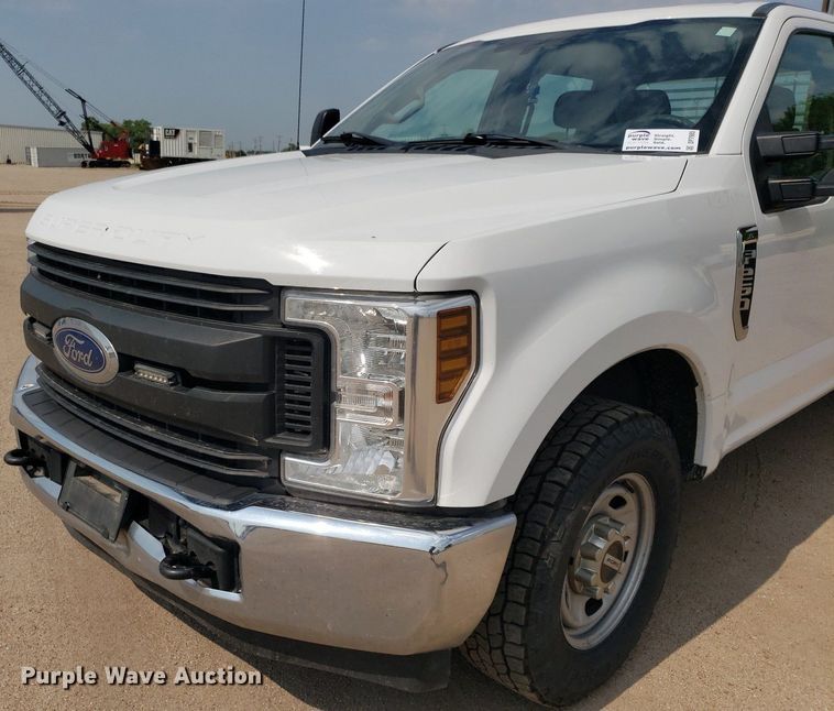 image for item DP7985 2018 Ford F250 Super Duty  Crew Cab pickup truck