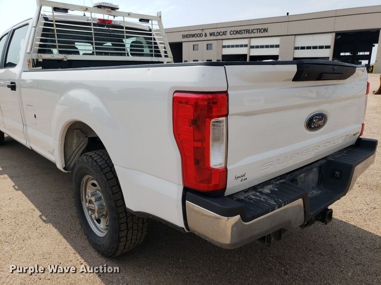 image for item DP7985 2018 Ford F250 Super Duty  Crew Cab pickup truck