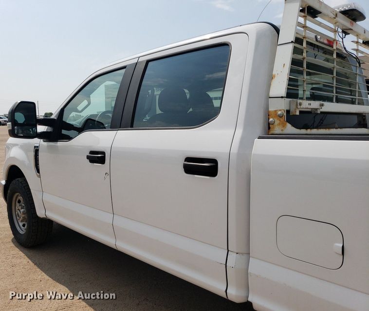 image for item DP7985 2018 Ford F250 Super Duty  Crew Cab pickup truck