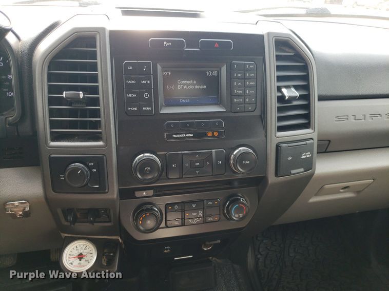 image for item DP7985 2018 Ford F250 Super Duty  Crew Cab pickup truck