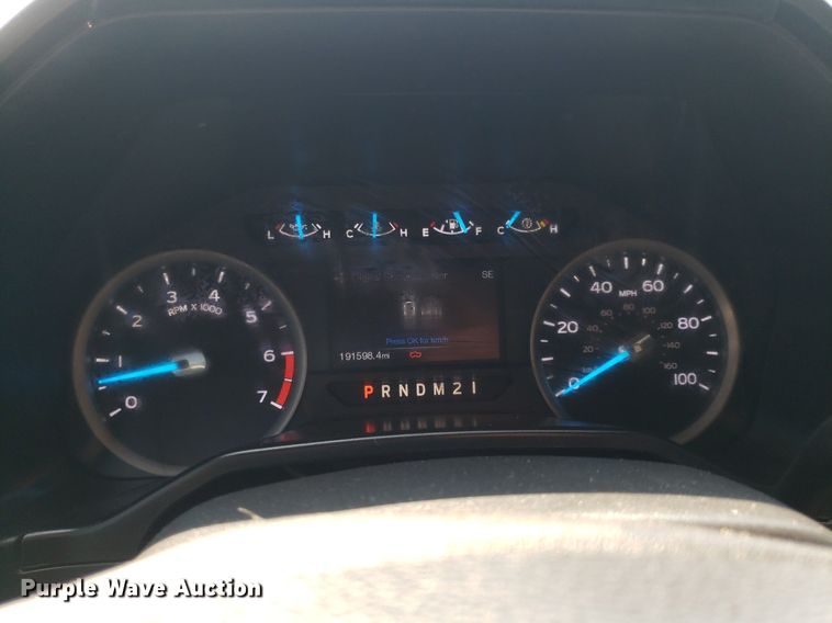 image for item DP7988 2017 Ford F250 Super Duty  Crew Cab pickup truck