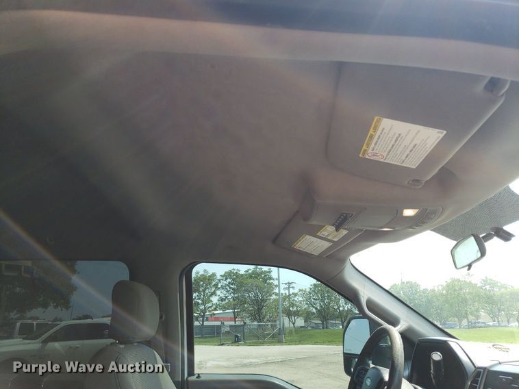 image for item DP7988 2017 Ford F250 Super Duty  Crew Cab pickup truck