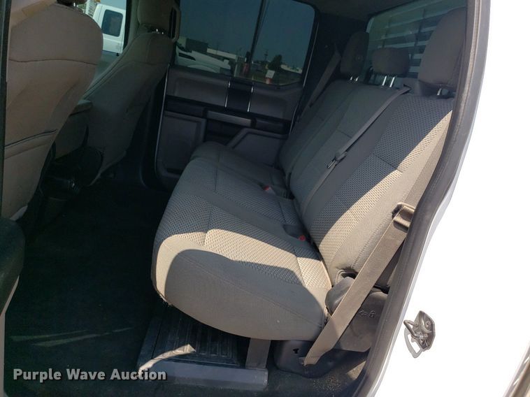 image for item DP7988 2017 Ford F250 Super Duty  Crew Cab pickup truck