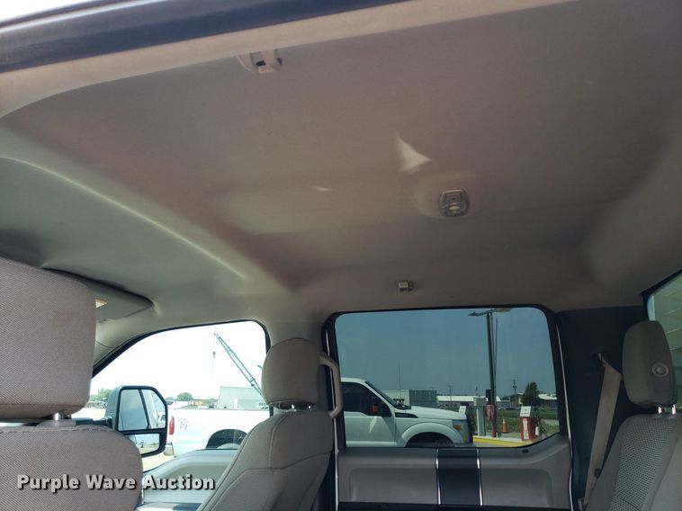 image for item DP7988 2017 Ford F250 Super Duty  Crew Cab pickup truck