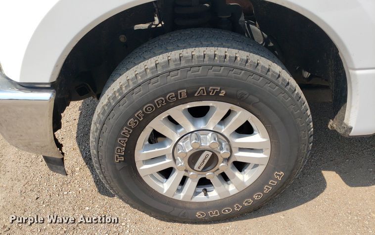 image for item DP7988 2017 Ford F250 Super Duty  Crew Cab pickup truck