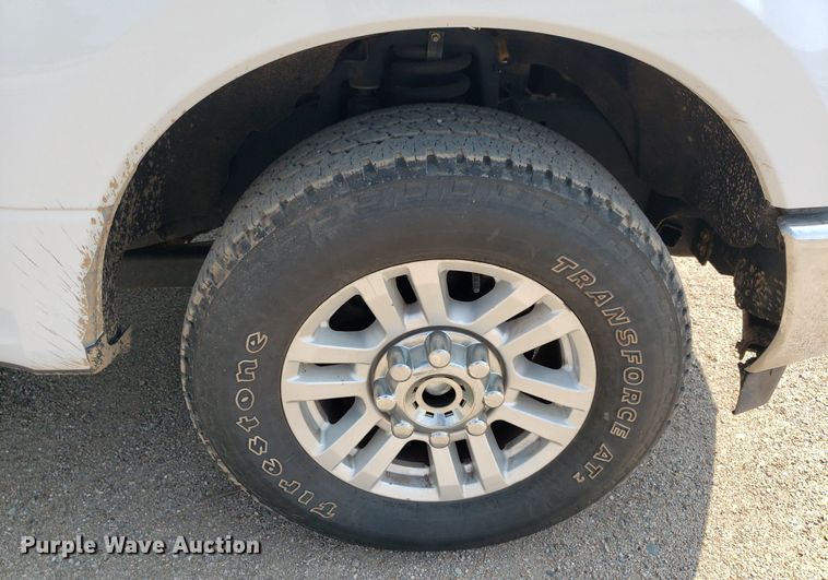 image for item DP7988 2017 Ford F250 Super Duty  Crew Cab pickup truck