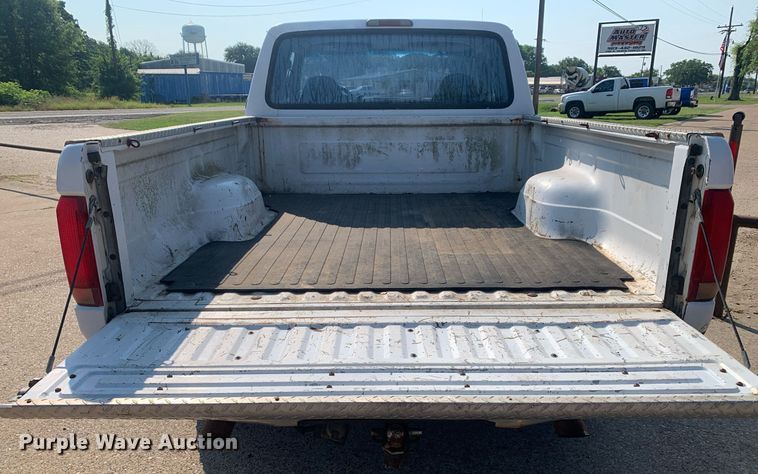 image for item DP8658 1996 Ford F150  SuperCab pickup truck